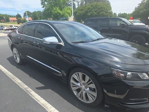 Used 2016 Chevrolet Impala LTZ w/ Enhanced Convenience Package FWD image 8
