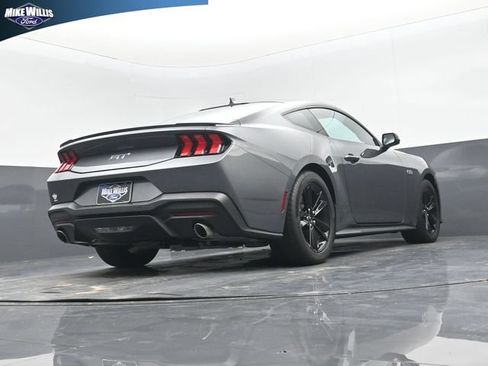 Used 2025 Ford Mustang GT RWD image 23