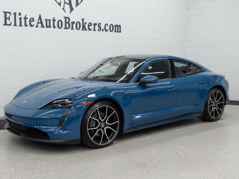 Used 2024 Porsche Taycan w/ Premium Package image 39