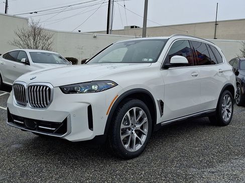 New 2026 BMW X5 xDrive40i AWD/4WD image 5