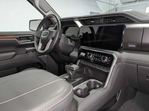 Certified 2025 GMC Sierra 1500 Denali w/ Denali Reserve Package AWD/4WD image 50
