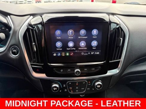 Used 2022 Chevrolet Traverse LT w/ LPO, Blackout Package FWD image 23
