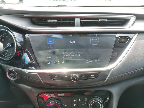 Used 2023 Buick Encore GX Preferred w/ Cold Weather Comfort Package FWD image 24