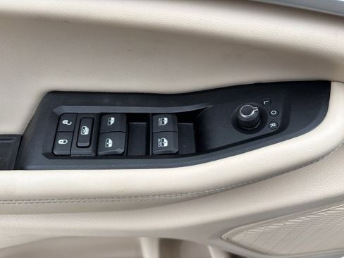 Used 2024 Jeep Grand Cherokee Limited image 21