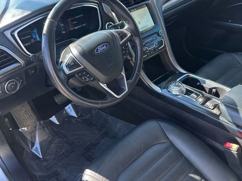 Used 2018 Ford Fusion Energi SE image 20