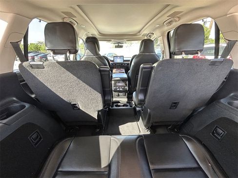 Used 2023 Lincoln Aviator Grand Touring w/ Equipment Group 301A image 12