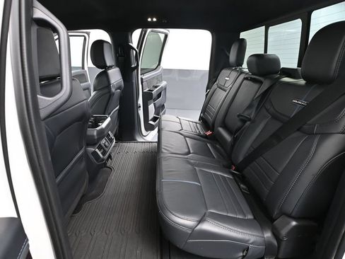 Used 2025 Ford F150 Platinum AWD/4WD image 40