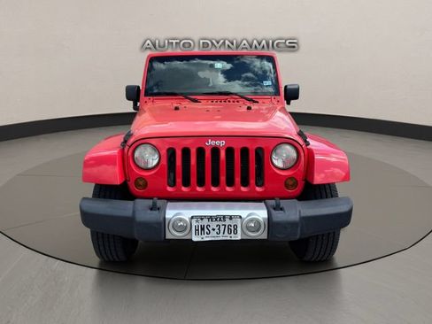 Used 2013 Jeep Wrangler Unlimited Sahara w/ Trailer Tow Group AWD/4WD image 2