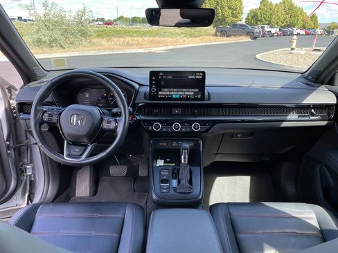 Used 2024 Honda CR-V Sport Touring image 11