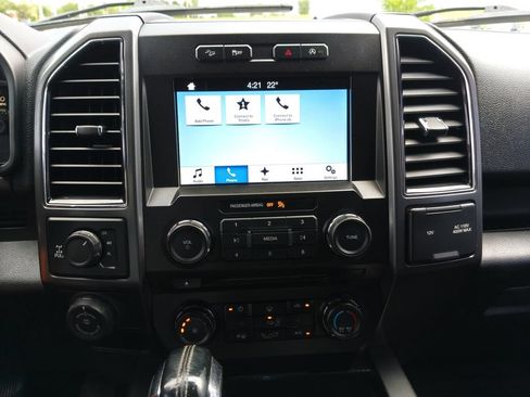 Used 2018 Ford F150 XLT w/ Equipment Group 302A Luxury AWD/4WD image 25