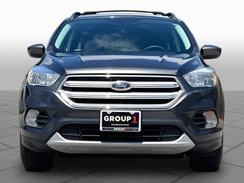 Used 2018 Ford Escape SE w/ SE Sync 3 Package AWD/4WD image 4