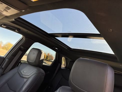 Certified 2025 Cadillac XT5 Premium Luxury image 23