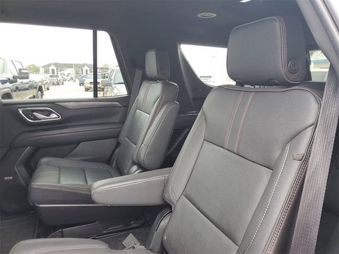 Used 2022 Chevrolet Tahoe RST w/ Luxury Package image 11