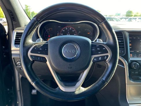Used 2014 Jeep Grand Cherokee Overland w/ Advanced Technology Group AWD/4WD image 13
