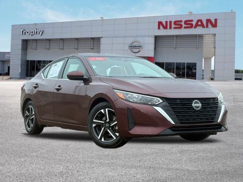 Certified 2024 Nissan Sentra SV image 1