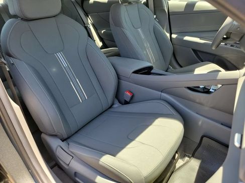 New 2026 Hyundai Elantra SEL w/ Cargo Package FWD image 21