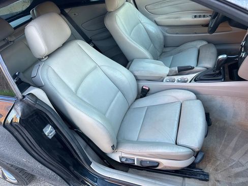 Used 2011 BMW 128i Convertible w/ Sport Pkg image 18