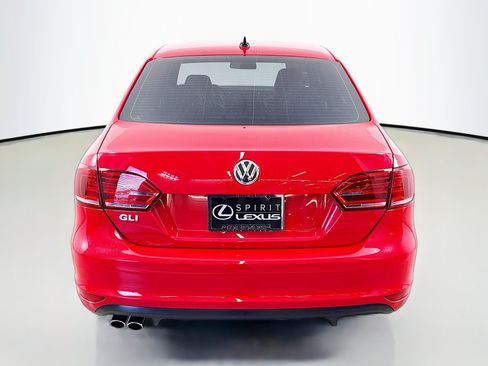 Used 2014 Volkswagen Jetta GLI FWD image 6