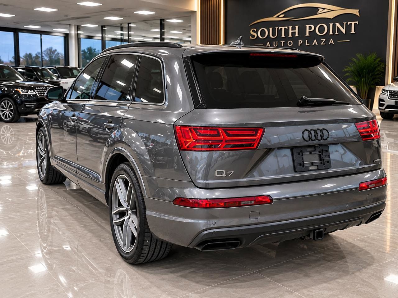 Used 2018 Audi Q7 3.0T Prestige w/ Prestige Package AWD/4WD image 6