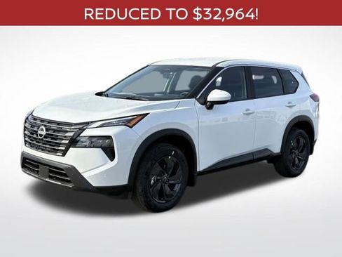 New 2026 Nissan Rogue SV w/ Cold Weather Package AWD/4WD image 7