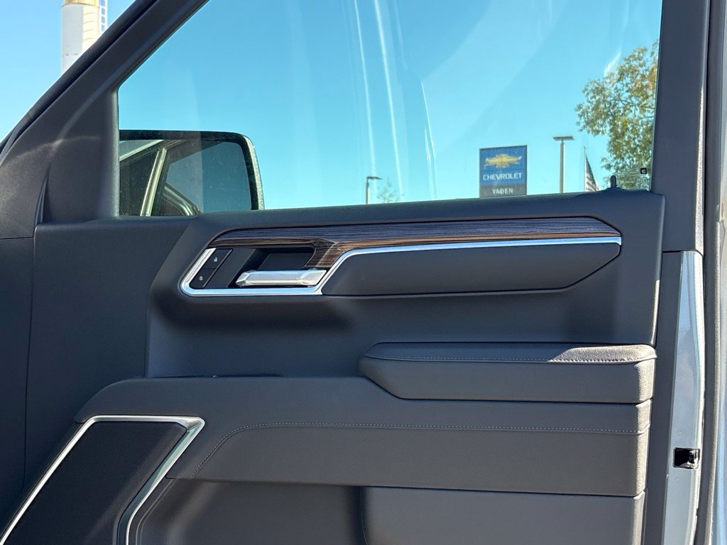 New 2026 Chevrolet Silverado 1500 RST w/ RST Select Package AWD/4WD image 33