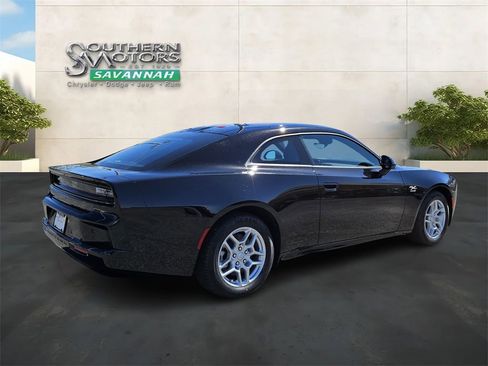 New 2025 Dodge Charger Daytona R/T w/ Quick Order Package 25M R/T AWD/4WD image 5
