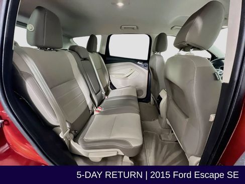 Used 2015 Ford Escape SE w/ Equipment Group 201A AWD/4WD image 30