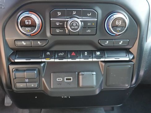 Used 2019 Chevrolet Silverado 1500 LT w/ All-Star Edition AWD/4WD image 20