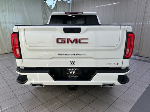 Used 2025 GMC Sierra 1500 AT4 AWD/4WD image 6