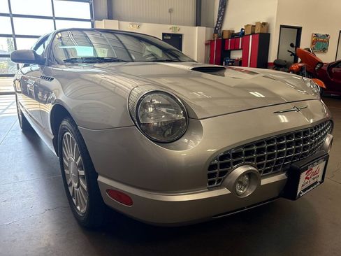 Used 2004 Ford Thunderbird image 69