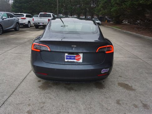 Used 2018 Tesla Model 3 Mid Range image 23