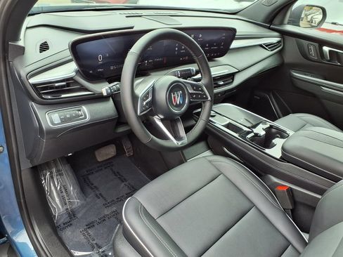Used 2026 Buick Enclave Preferred FWD image 4
