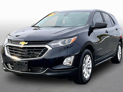 Used 2021 Chevrolet Equinox LS w/ LS Convenience Package