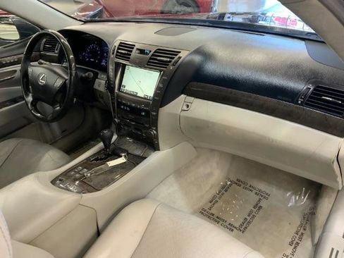 Used 2008 Lexus LS 460 L image 10