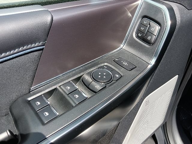 New 2026 Ford F250 Platinum AWD/4WD image 12