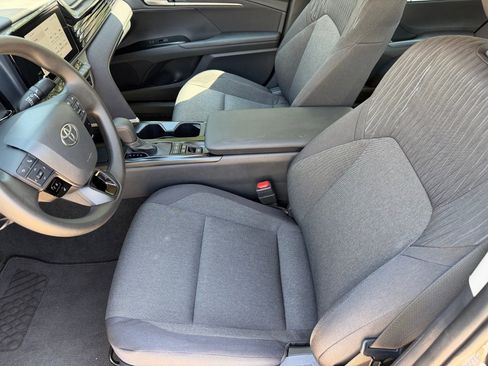 Used 2026 Toyota Camry LE FWD image 11