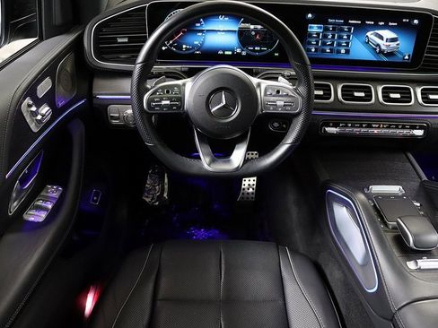 Certified 2023 Mercedes-Benz GLS 450 4MATIC image 3