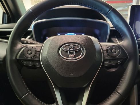 Used 2024 Toyota Corolla Cross XSE w/ Convenience Package image 20