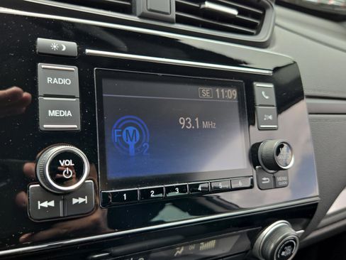 Used 2018 Honda CR-V LX image 18