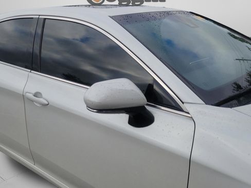 Used 2021 Toyota Avalon XLE w/ Moonroof Package FWD image 17