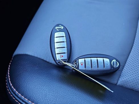 Used 2019 Nissan Pathfinder SL w/ Rock Creek Edition image 25