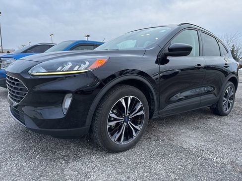 Used 2022 Ford Escape SEL w/ SEL Stealth AWD Package image 15