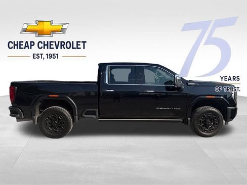 Used 2024 GMC Sierra 2500 Denali Ultimate AWD/4WD image 6