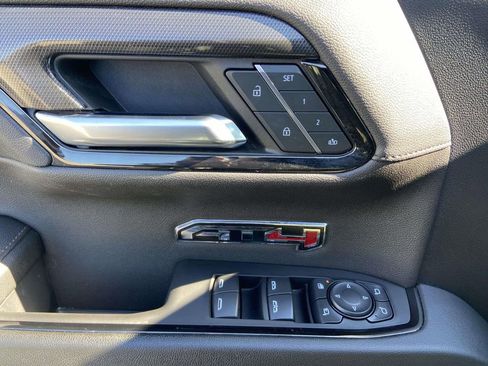 Used 2024 GMC Sierra 1500 AT4 w/ Technology Package image 13