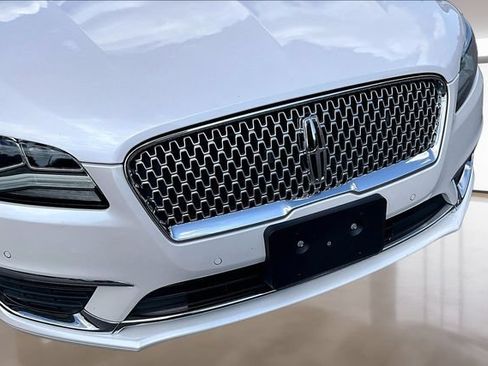 Used 2017 Lincoln MKZ Reserve w/ Luxury Package FWD image 27