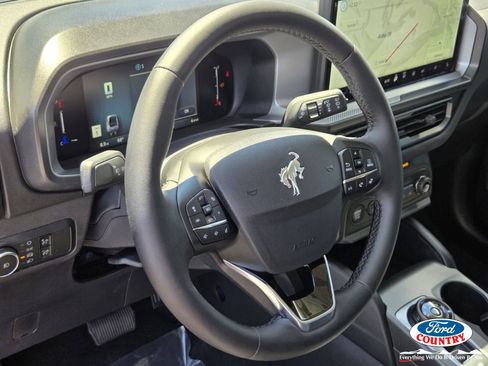 New 2026 Ford Bronco Sport Outer Banks w/ Outer Banks Tech Package+ AWD/4WD image 11