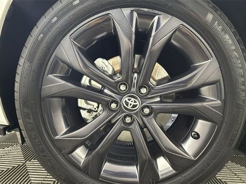 Used 2024 Toyota Sienna XSE image 37