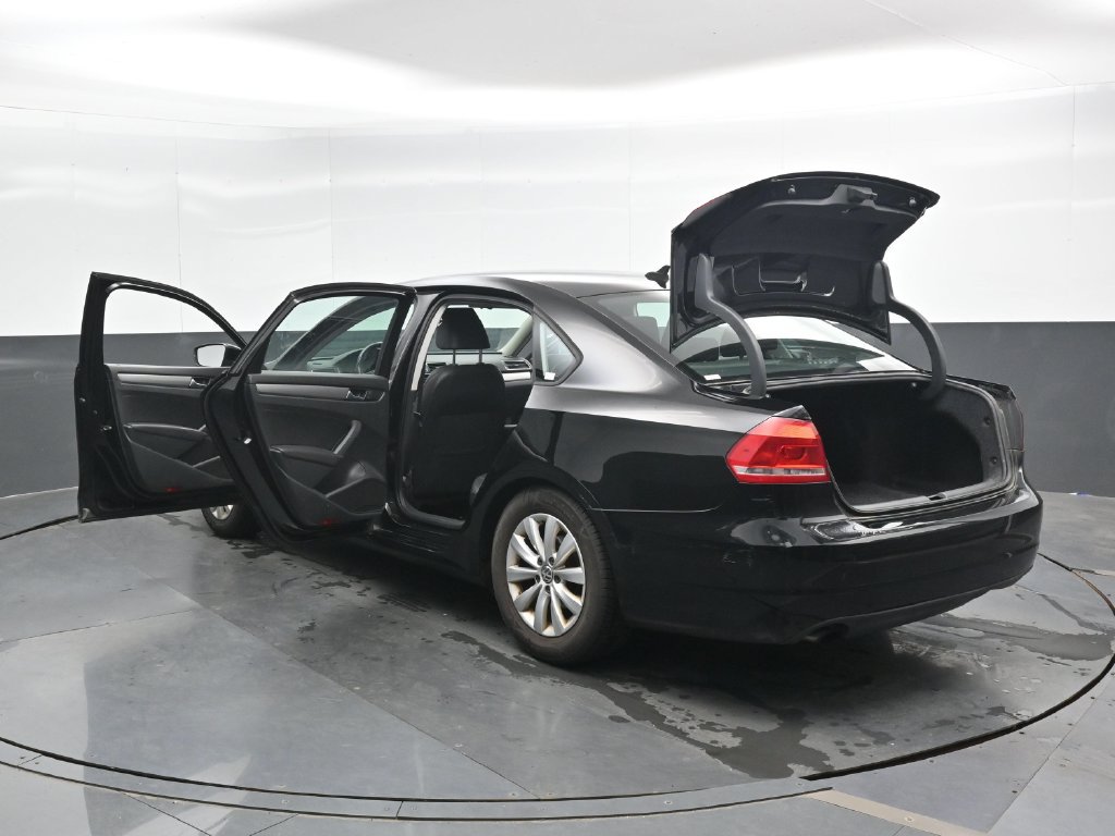 Used 2015 Volkswagen Passat 1.8T Wolfsburg Edition FWD image 46