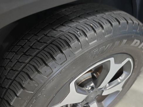 Used 2022 Jeep Renegade Trailhawk w/ Sun/Sound Group image 21