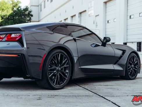 Used 2017 Chevrolet Corvette Stingray Coupe RWD image 55